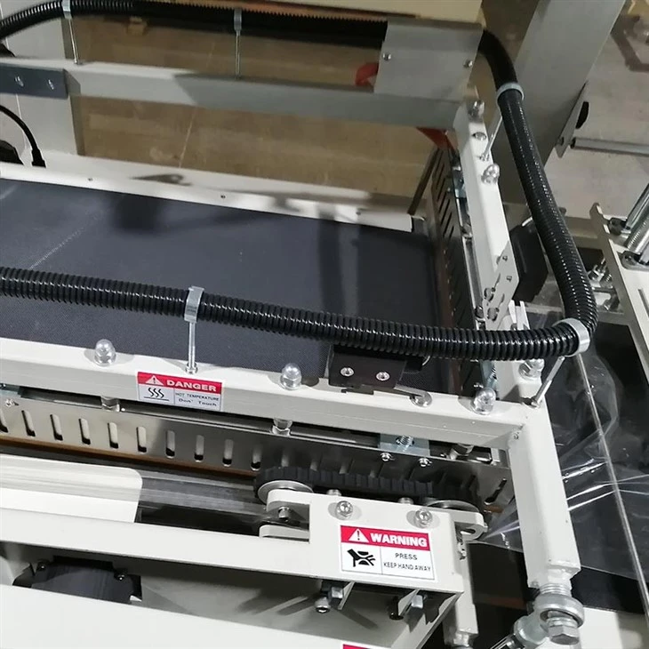 Shrink Wrap Packaging Machine